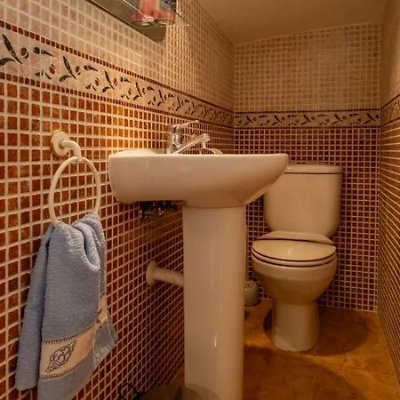 וילה Villacore